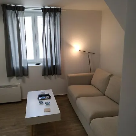 Sweet & Cosy αpartment In Chora's Old Town Apartment *